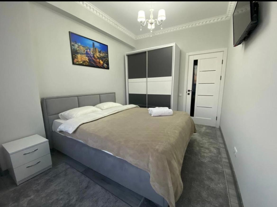 Luxury Oasis Flat Apartment Кишинев Екстериор снимка