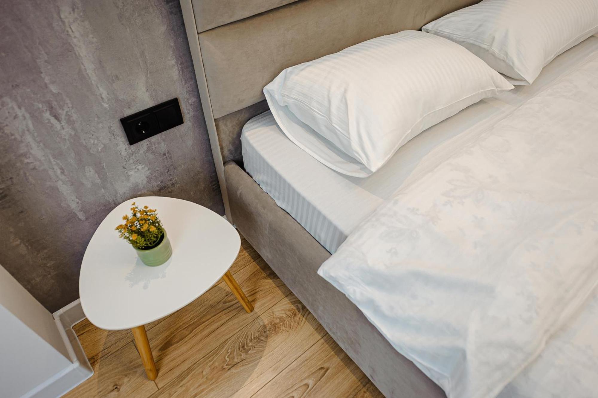 Luxury Oasis Flat Apartment Кишинев Екстериор снимка