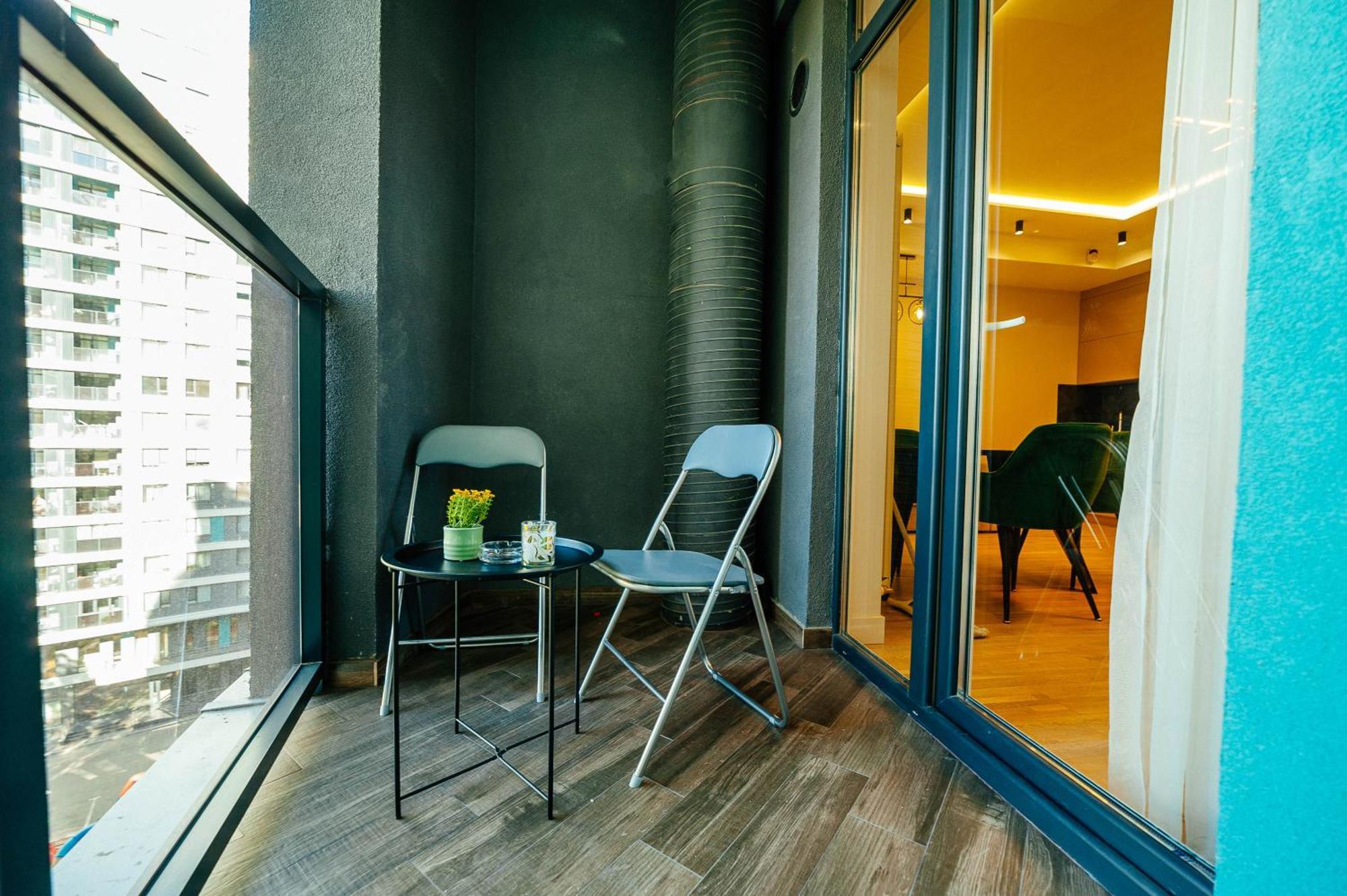Luxury Oasis Flat Apartment Кишинев Екстериор снимка